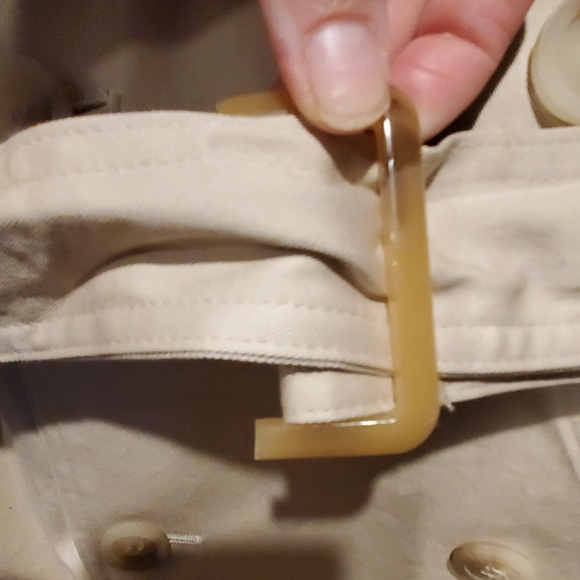 Short Rain/Trench Coat - Picture 4 of 4